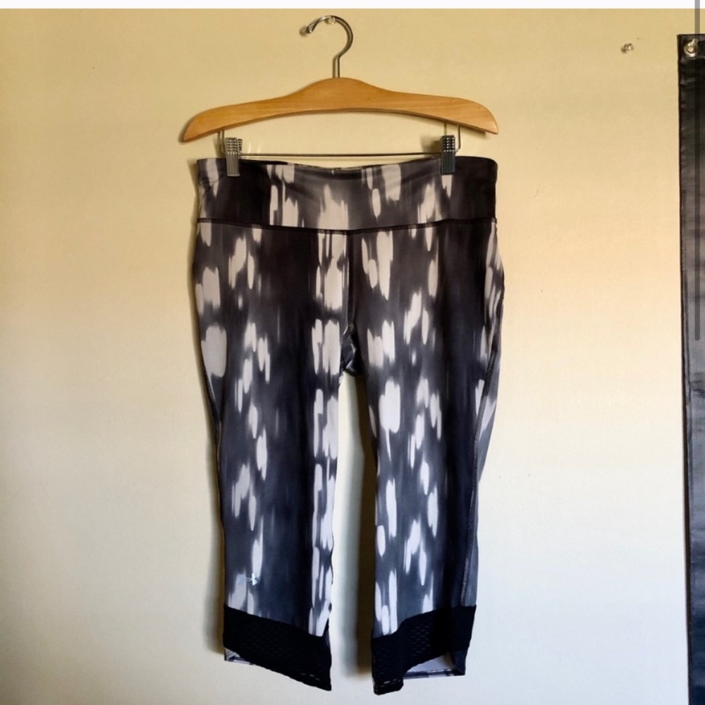 Under Armour Capri Leggings, Large